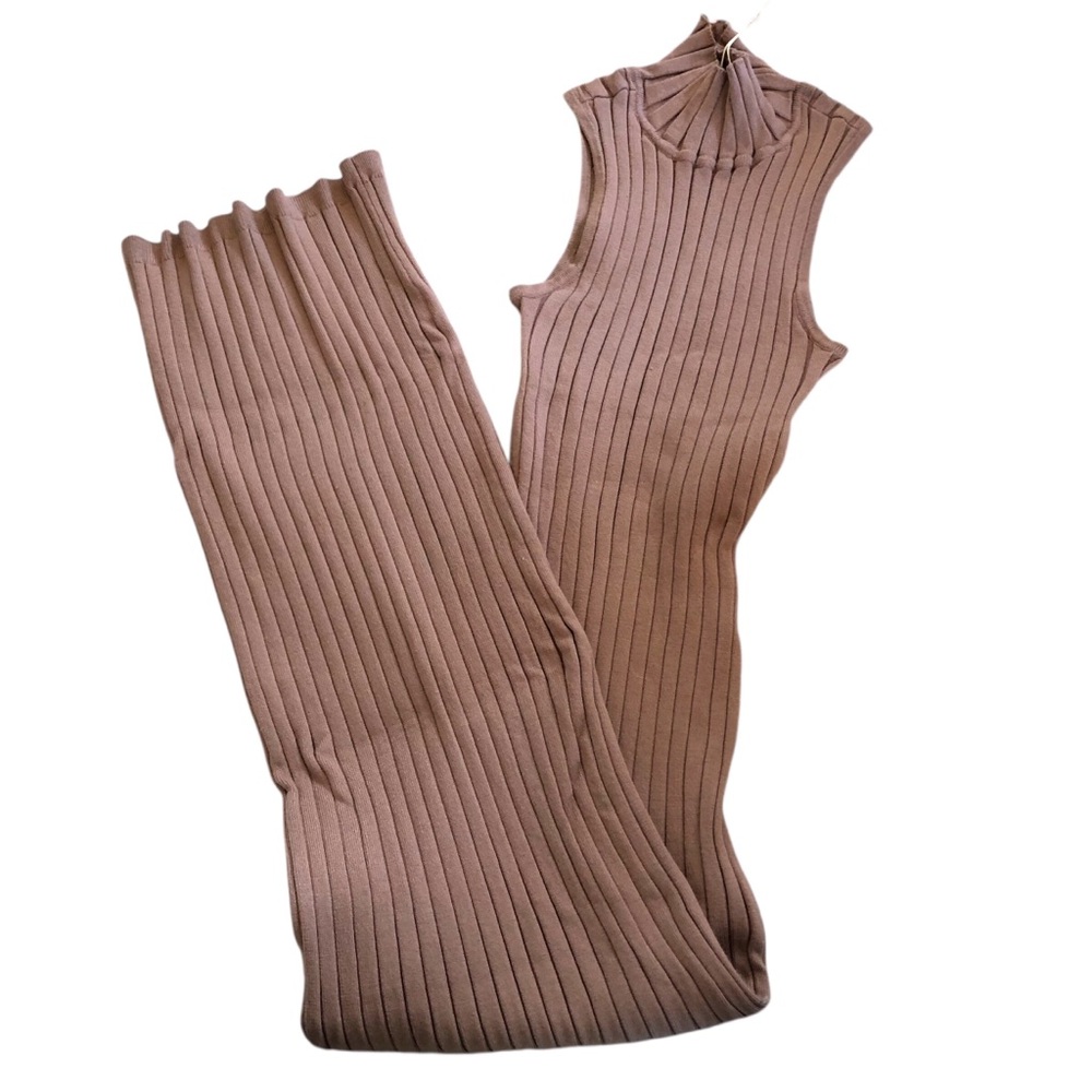 Meshki Body Con Ribbed Midi Dress - Picture 2 of 5